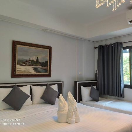 צ'יאנג ריי Bann Tawan Hostel & Spa מראה חיצוני תמונה